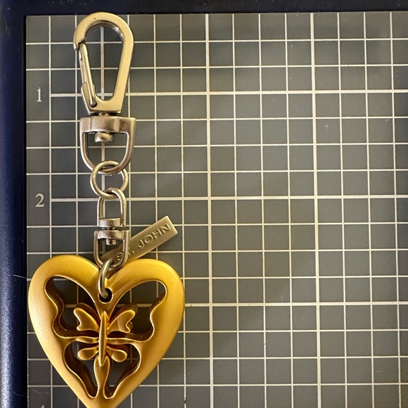 Butterfly 🦋 in a heart ❤️! St. John two-toned key chain or bag charm. New. - Picture 3 of 3